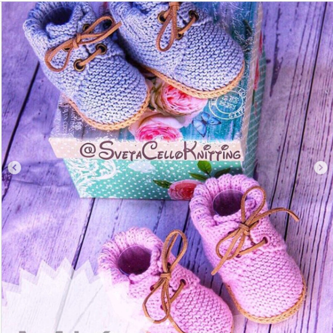 [Вязание]  Пинетки-ботиночки (svetacelloknitting)