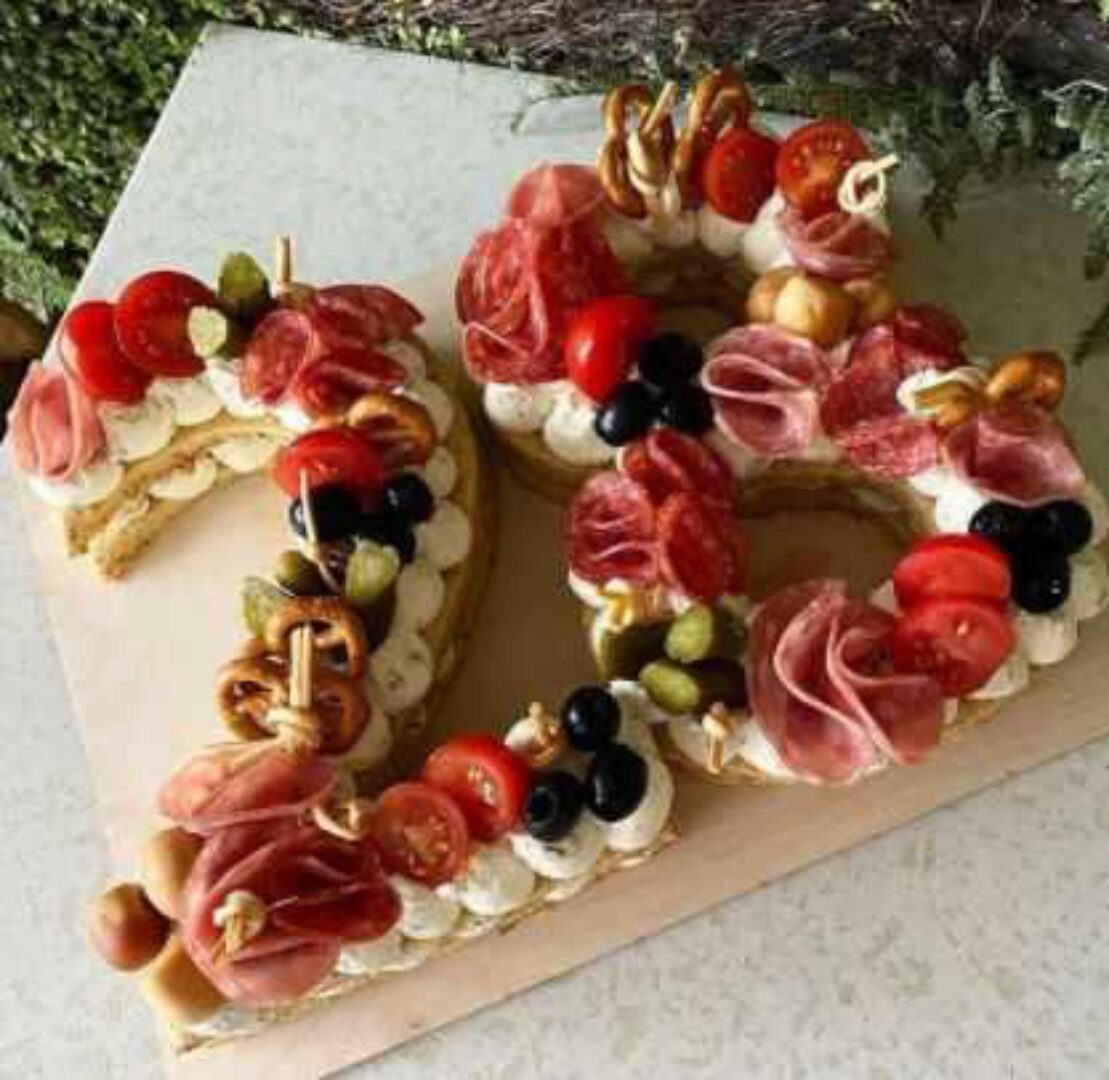 Закусочный торт  Цифры  (brutal_cakes)