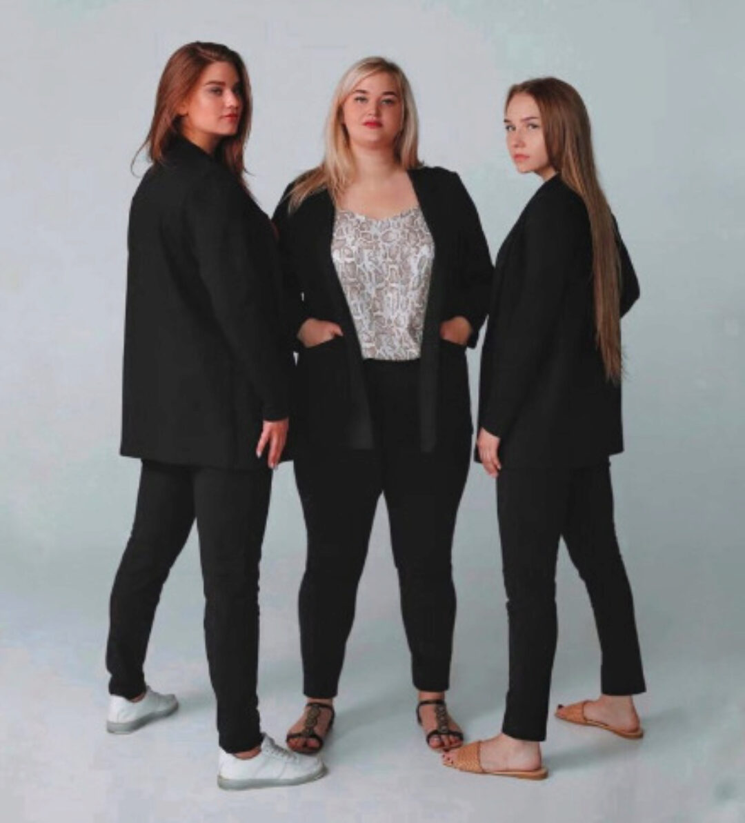 Костюм Black. Пиджак+брюки. Размер 38-60. Рост 158-176 (Элина Патыкова)