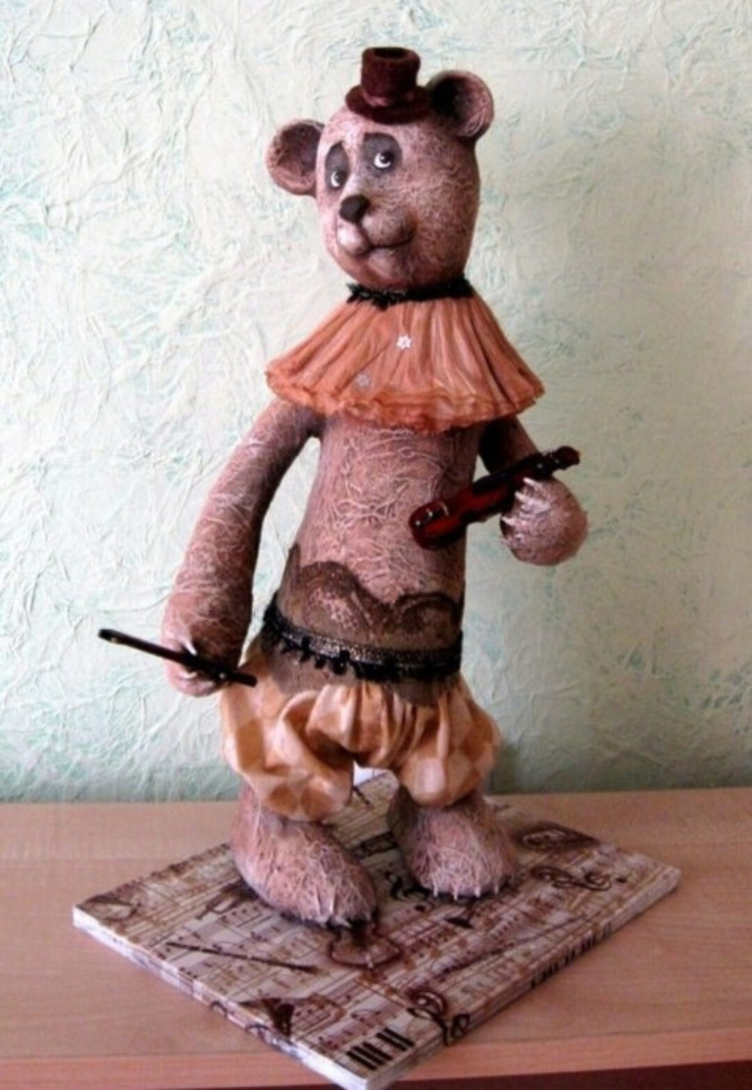 [Секреты Мастеров] Мишка  в технике папье-маше на каркасе (Мария Воробьева)