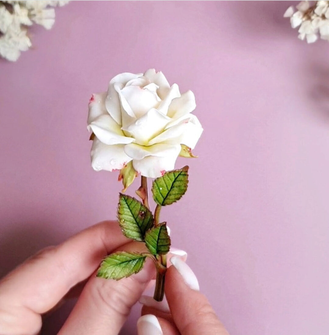 [Лепимое дело] Брошь Роза. Белая. Тариф Базовый (Ольга Гусева)