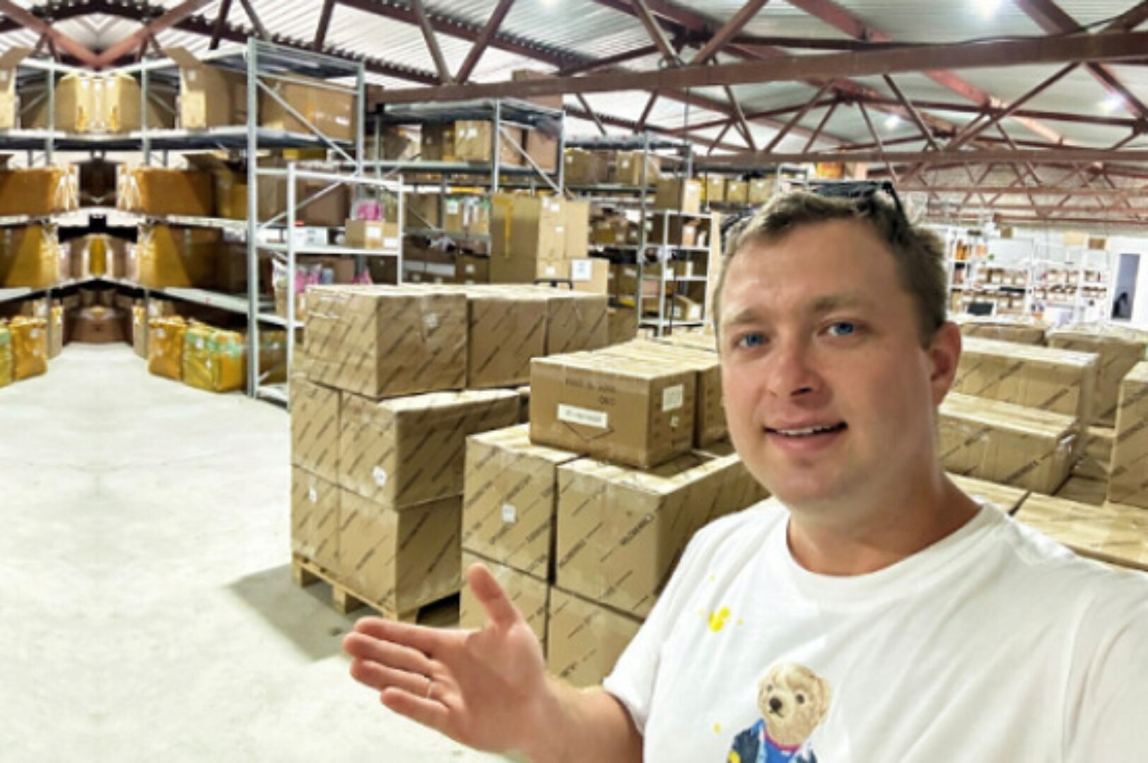 Как грамотно подбирать и закупать высокомаржинальные товары для продажи на Wildberries. Тариф База (Рашид Гарифуллин)