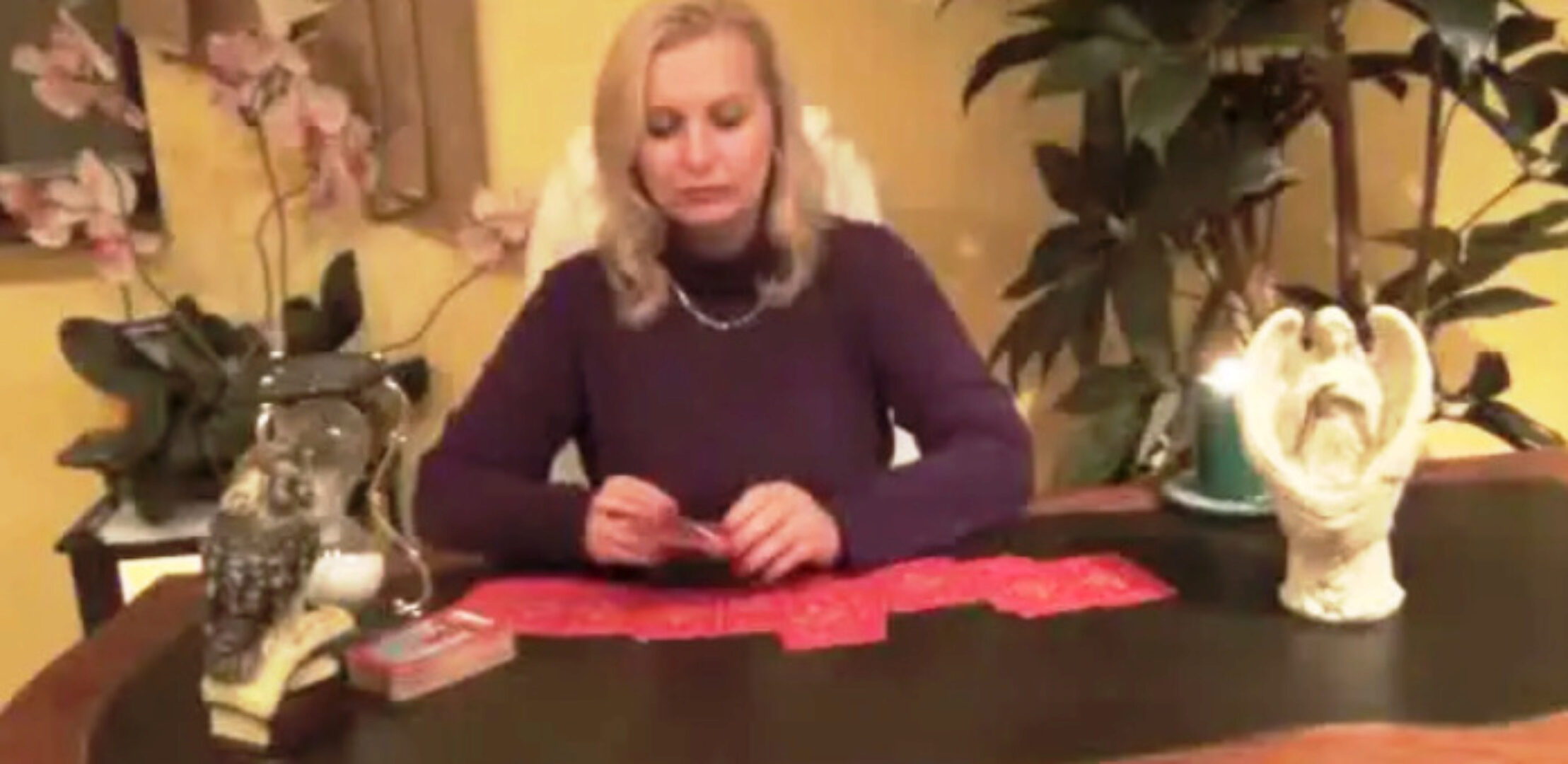 [Несоакадемия] Расклад Таро Что обо мне думает другой человек (София Вюрстлин)