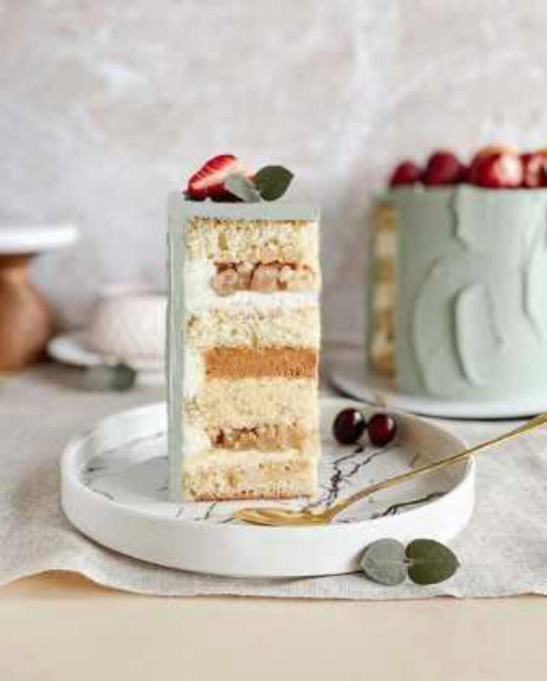 Торт «Карамельная груша» (yanni.bakery)