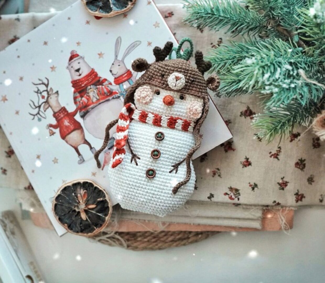 [Straw Animals] Мастер-класс по вязанию пряничного снеговика крючком (Юлия Устименко)