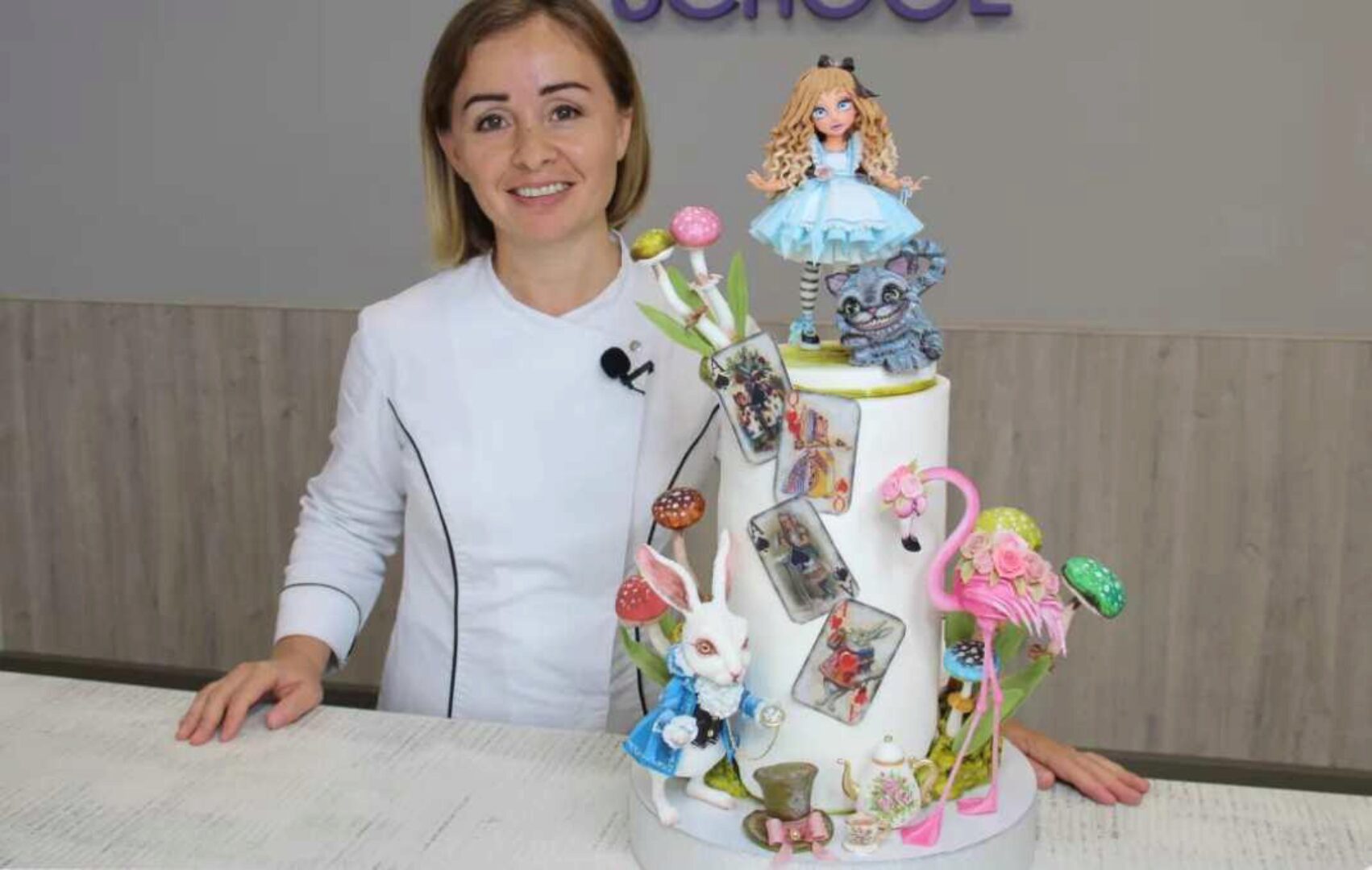 Алиса в стране чудес (Диля Кабилова)