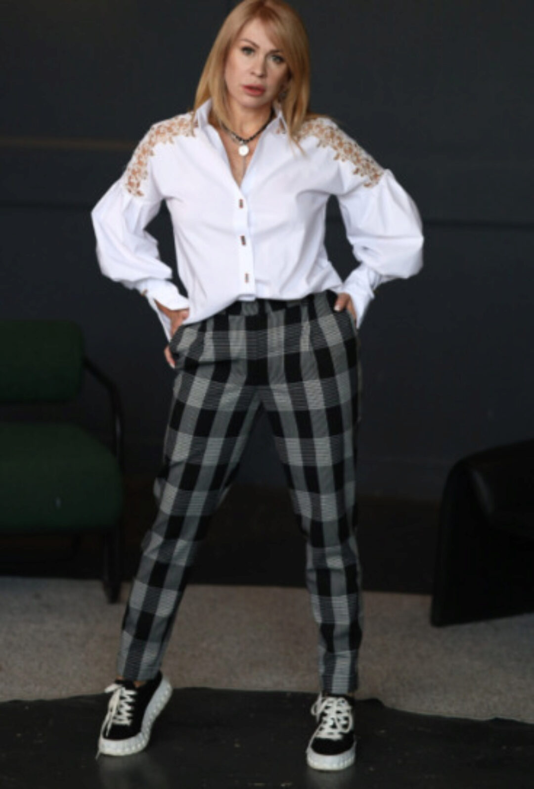 Брюки-бананы (Олеся Строганова)