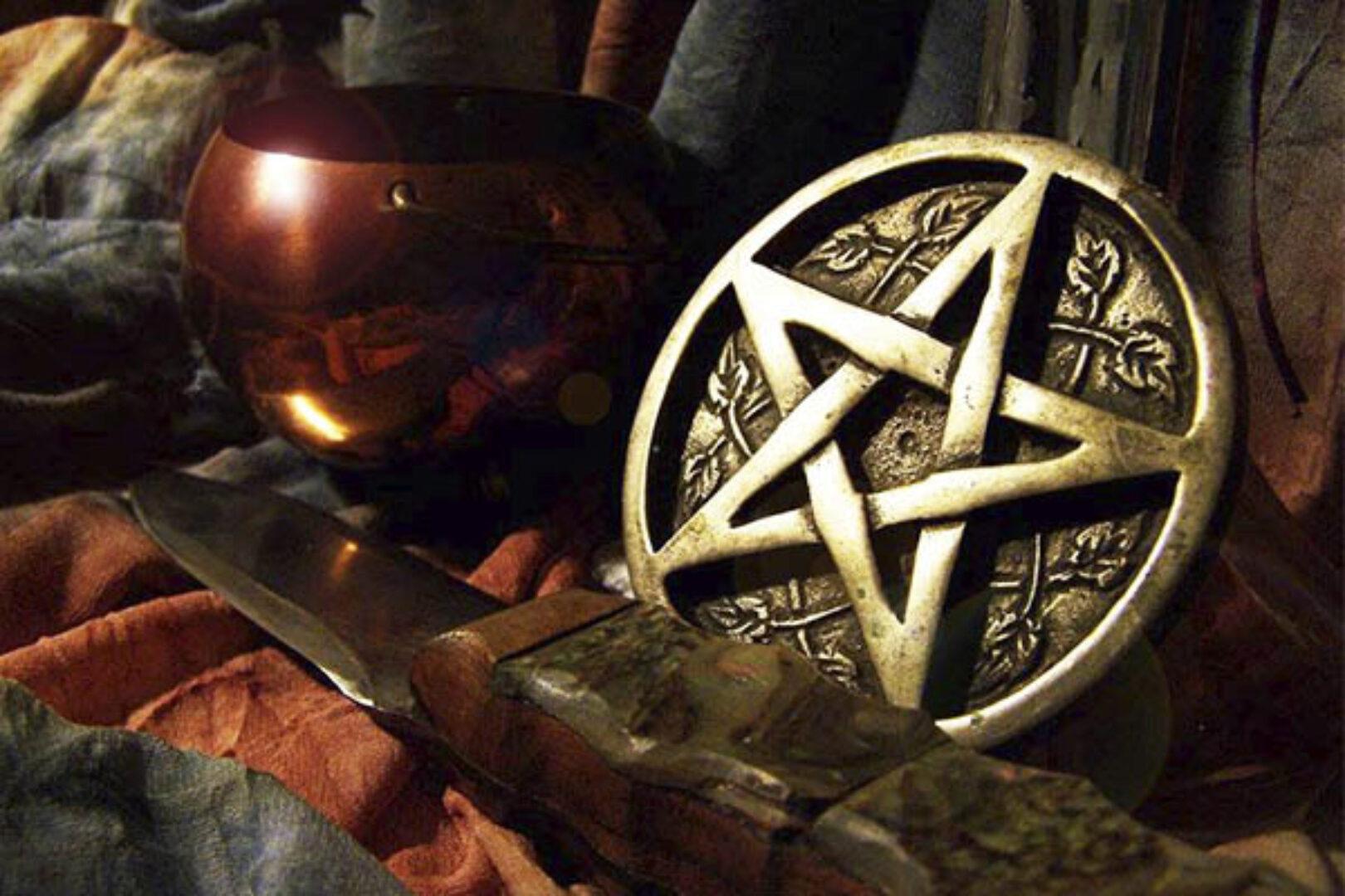 [Школа Таро Врата Изиды] Курс «Алтарная магия», полный курс 2019 года (Иссэт Котельникова)