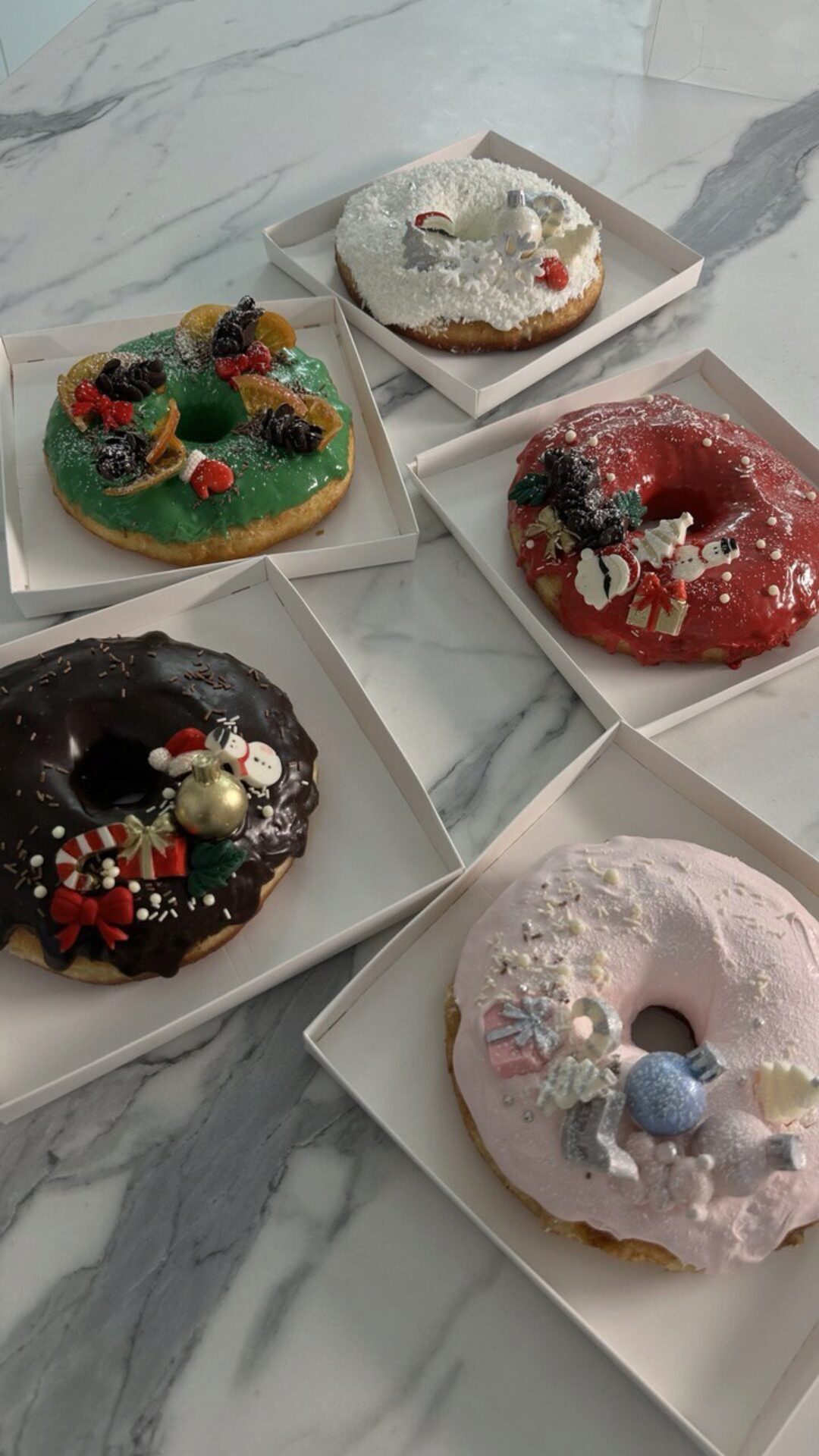 [MacBaker] Новогодние тортопончики (Лилит Аракелян)