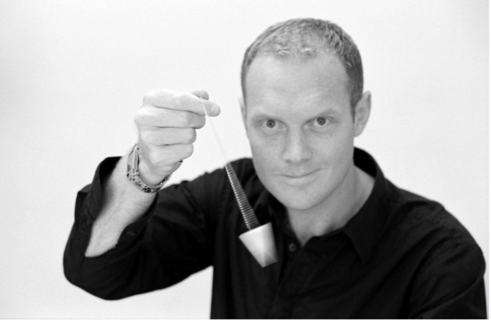 Личное обаяние (Адам Исон)