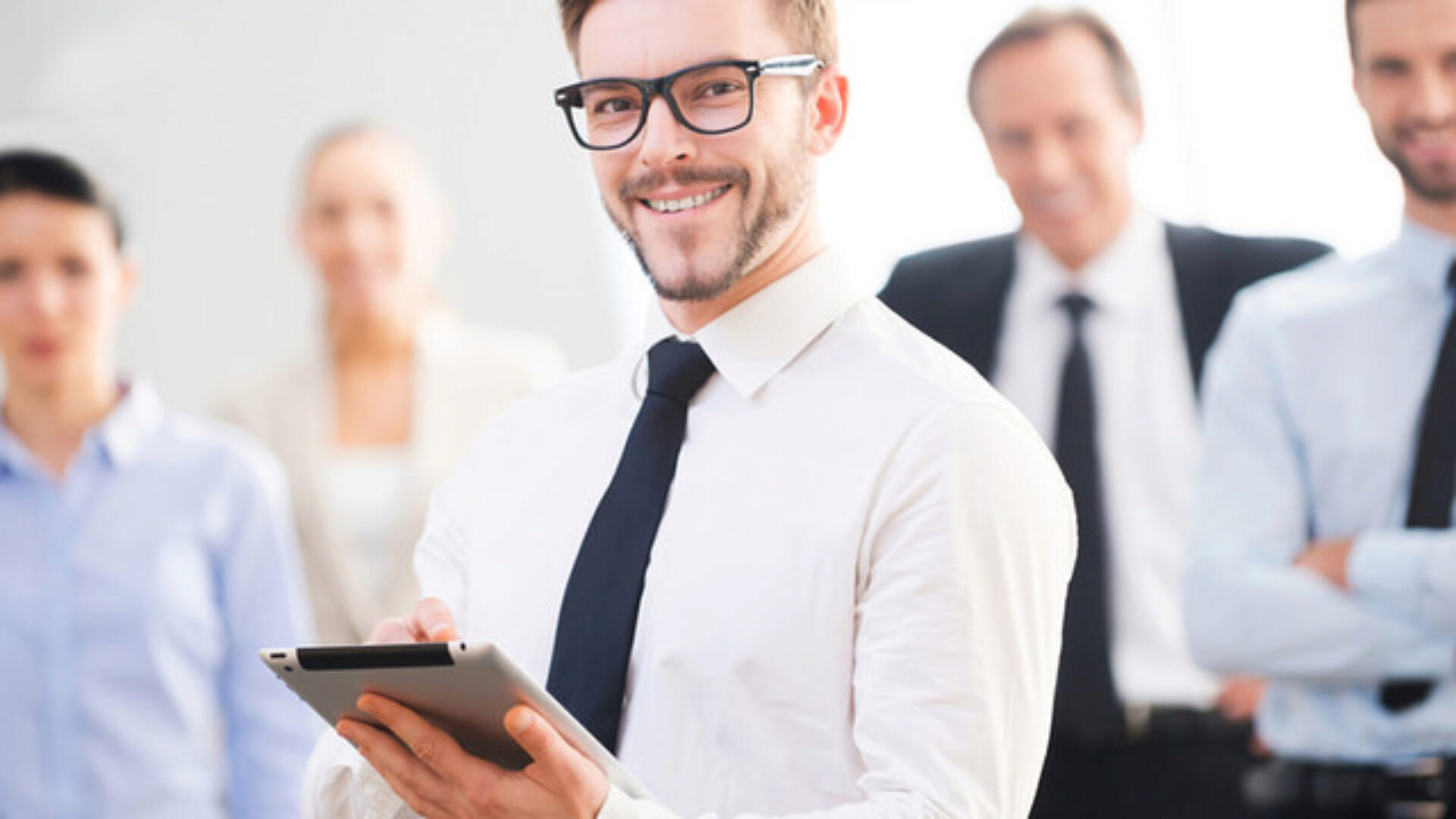 [Контур.Школа]  Как стать специалистом по тендерам (Юрий Майский)