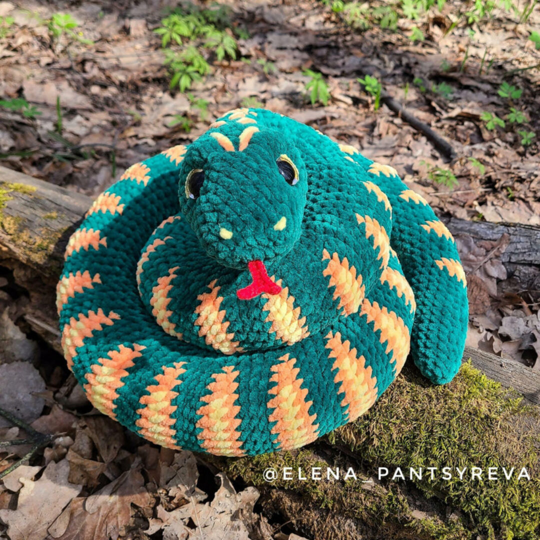 Реалистичная Змейка (Елена Панцырева)