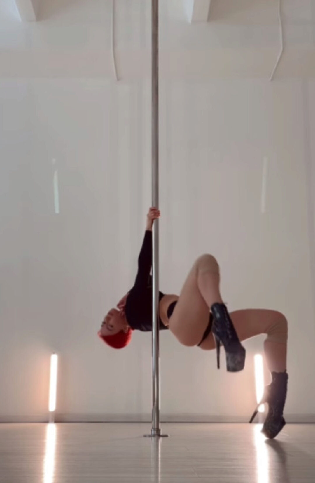 [BurnYourHeels] Курс по растяжке (Леся Лесикова)