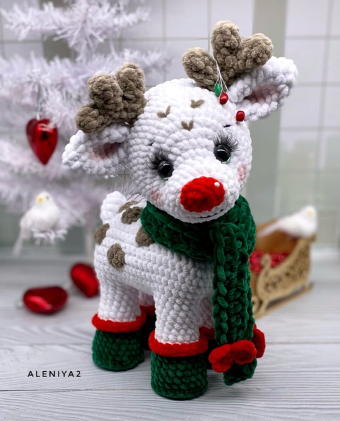 Олень из плюша (Алена Титова)