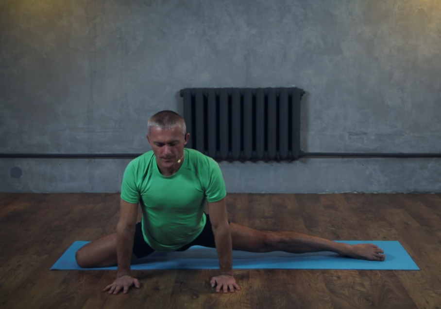 [Yoga Masters] Внутренняя поверхность ног. Область таза (Вячеслав Гуцалюк)